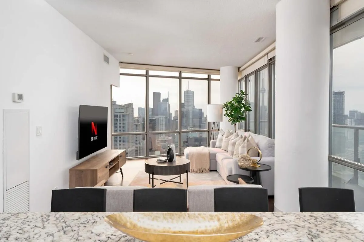 Lux Sub-Penthouse W Panoramic & Cn Tower Views Apartment Toronto Canada