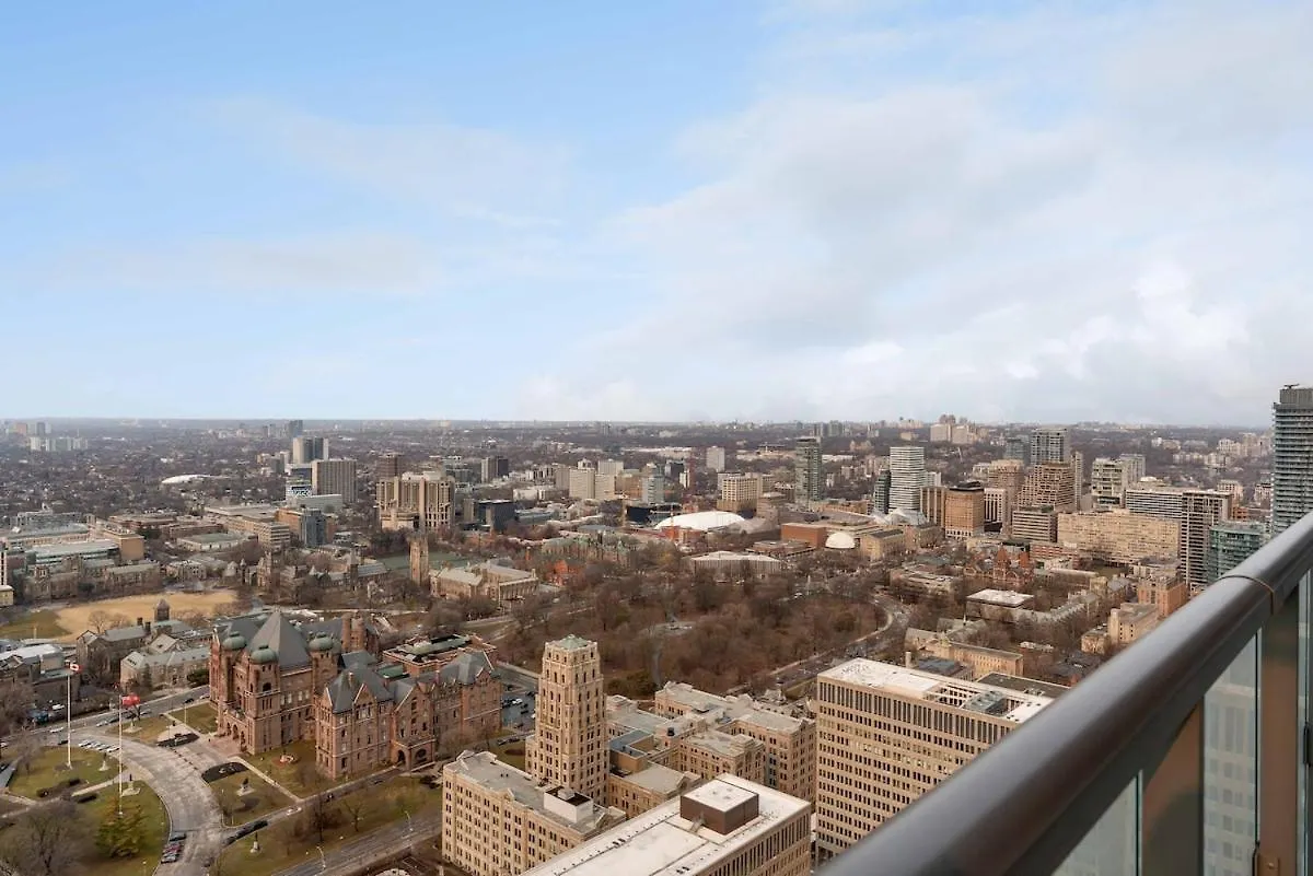 Lux Sub-Penthouse W Panoramic & Cn Tower Views Apartment Toronto