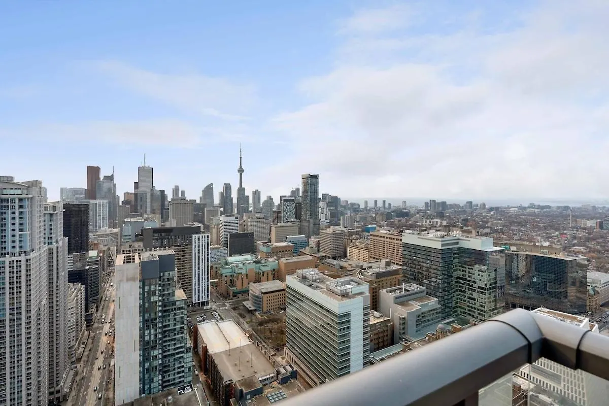 Lux Sub-Penthouse W Panoramic & Cn Tower Views Apartment Toronto